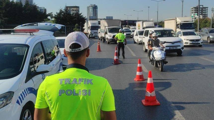 30 Ağustos Zafer Bayramı'nda İstanbul, Ankara, Eskişehir ve Diyarbakır'da trafiğe kapalı yollar ve alternatif güzergahlar 8